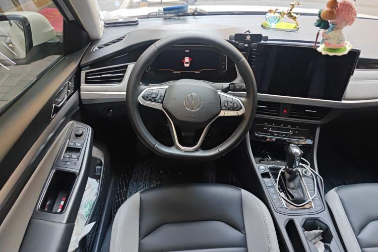 Used Volkswagen Bora 2023 280TSI DSG Prestige Edition Steering Wheel