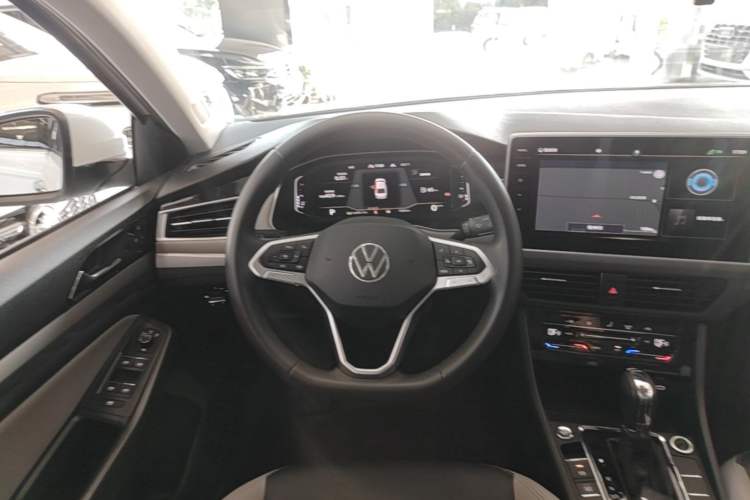 Used Volkswagen Bora 2023 280TSI DSG Prestige Edition Steering Wheel