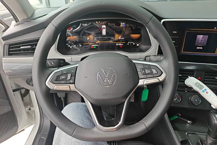 Used Volkswagen Bora 2023 1.5L Automatic Changer Limited Edition Steering Wheel