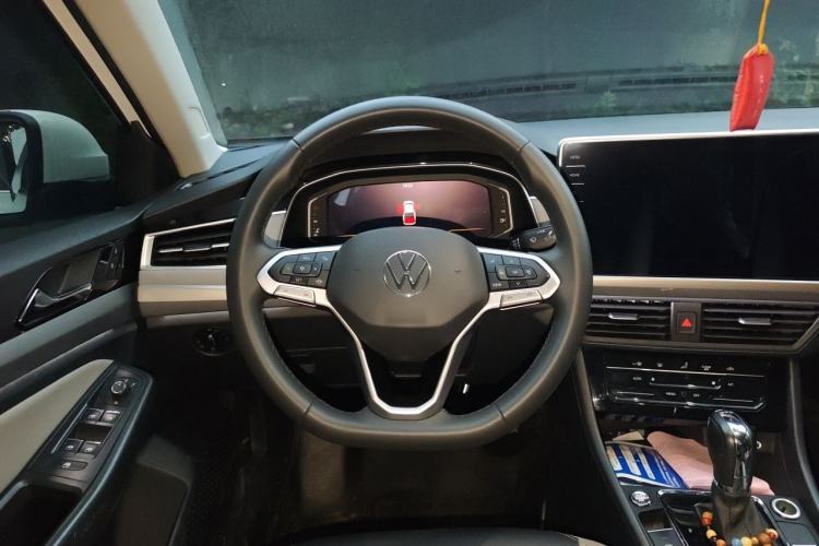 Used Volkswagen Bora 2023 300TSI DSG Prestige Edition Steering Wheel