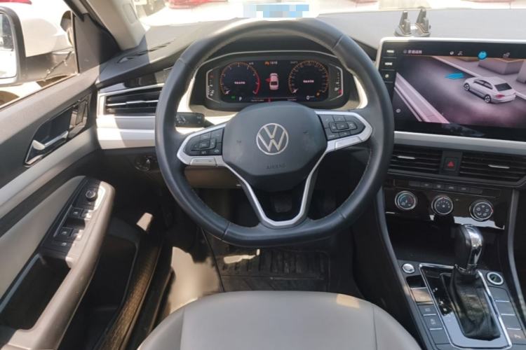 Used Volkswagen Bora 2023 200TSI DSG YueXing PRO Edition Steering Wheel