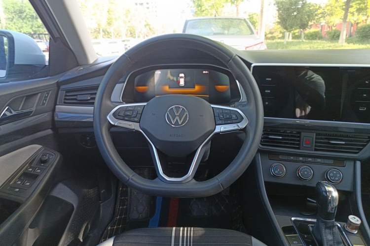 Used Volkswagen Bora 2023 200TSI DSG Comfort Edition Steering Wheel
