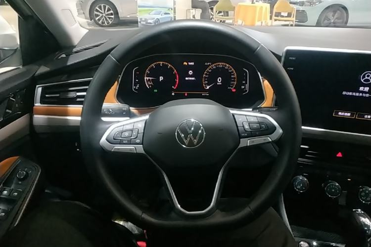 Used Volkswagen Bora 2023 200TSI DSG SmartDrive PRO Edition Steering Wheel