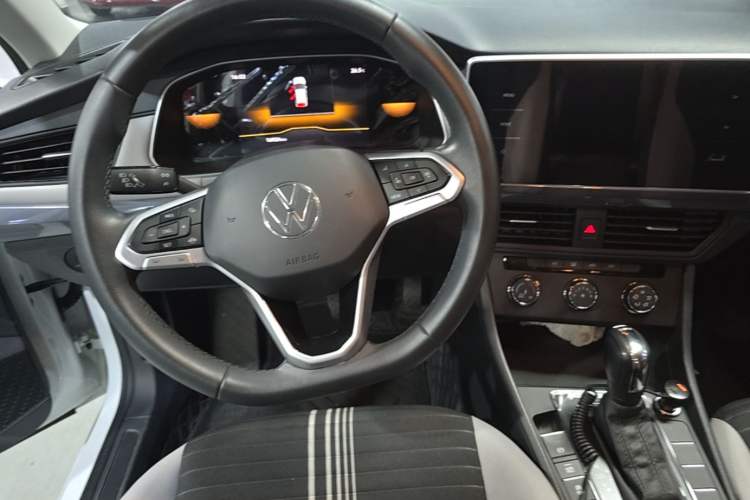 Used Volkswagen Bora 2023 200TSI DSG Comfort Edition Steering Wheel