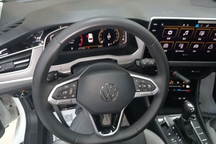 Used Volkswagen Bora 2023 300TSI DSG Prestige Edition Steering Wheel