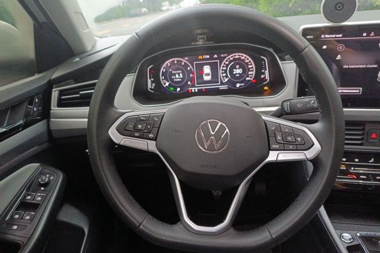 Used Volkswagen Bora 2023 300TSI DSG Prestige Edition Steering Wheel