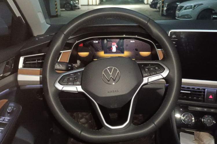 Used Volkswagen Bora 2023 200TSI DSG Smart Drive Version Steering Wheel