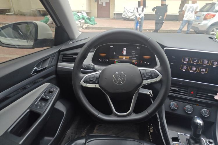 Used Volkswagen Bora 2023 1.5L Automatic Changer Limited Edition Steering Wheel