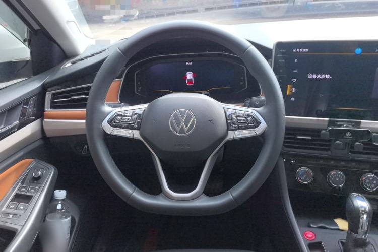 Used Volkswagen Bora 2023 200TSI DSG YueXing PRO Edition Steering Wheel