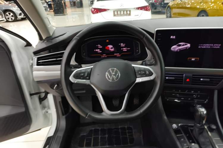 Used Volkswagen Bora 2023 300TSI DSG Prestige Edition Steering Wheel