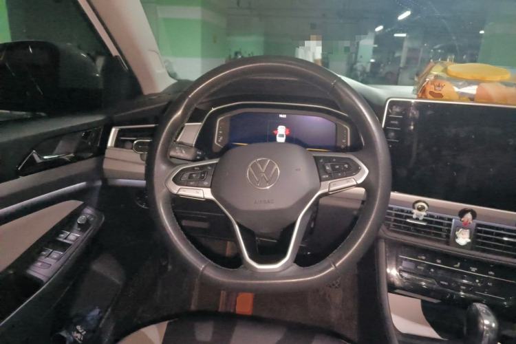 Used Volkswagen Bora 2023 280TSI DSG Prestige Edition Steering Wheel