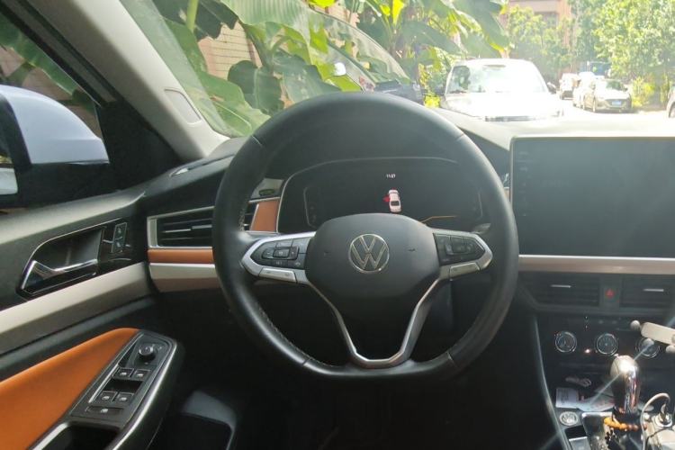 Used Volkswagen Bora 2023 200TSI DSG SmartDrive PRO Edition Steering Wheel