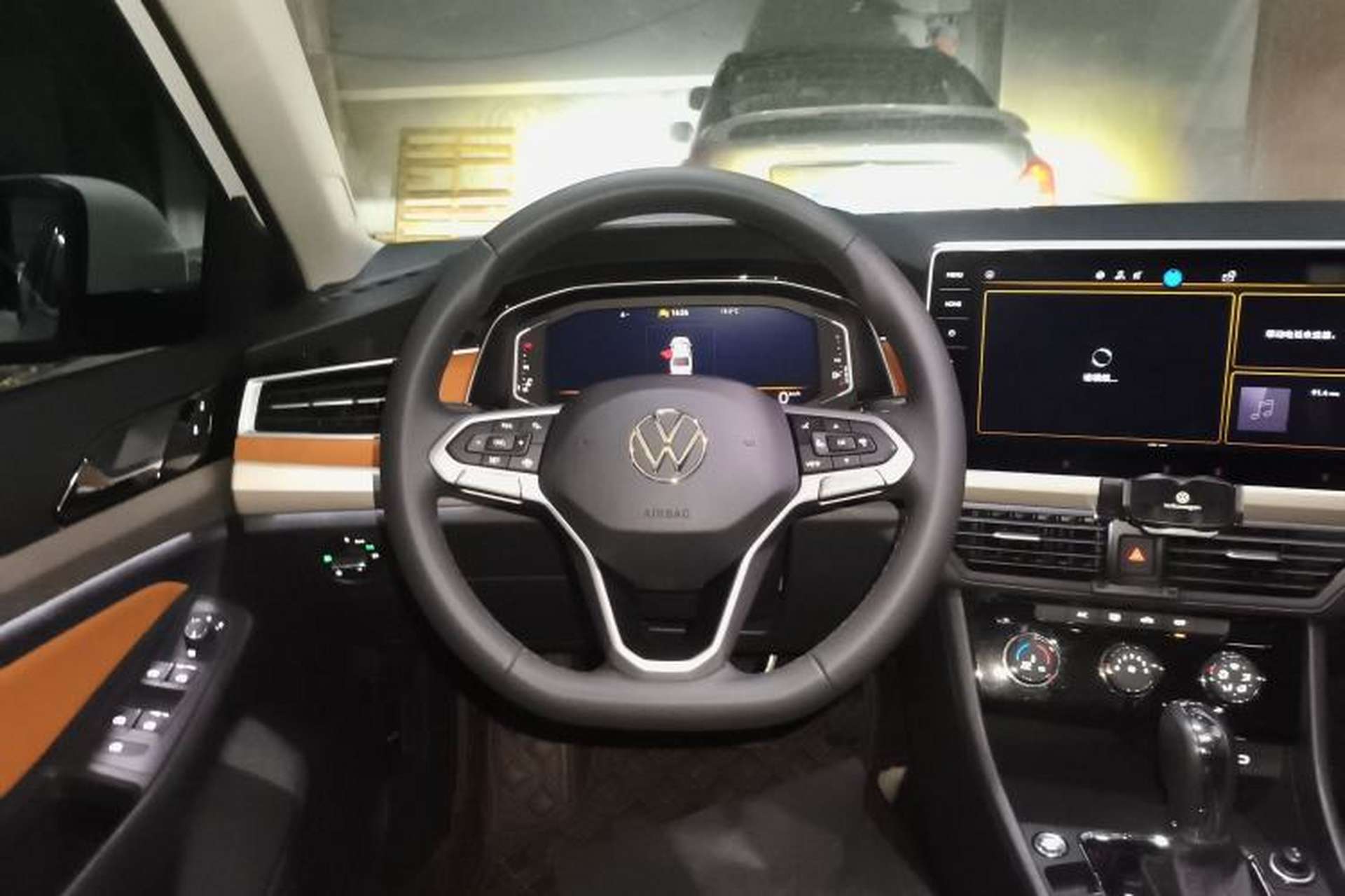 Used Volkswagen Bora 2023 200TSI DSG YueXing PRO Edition Steering Wheel