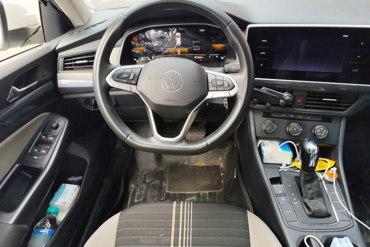Used Volkswagen Bora 2023 1.5L Automatic Changer Limited Edition Steering Wheel