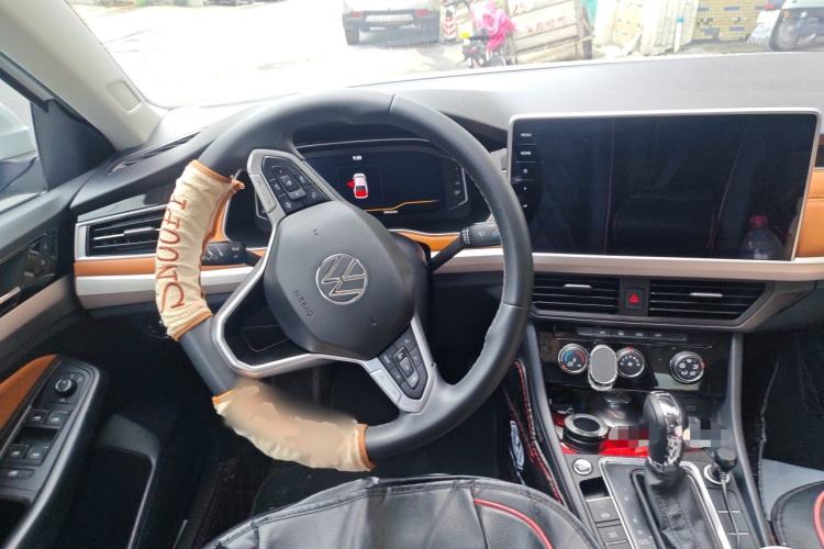 Used Volkswagen Bora 2023 200TSI DSG SmartDrive PRO Edition Steering Wheel