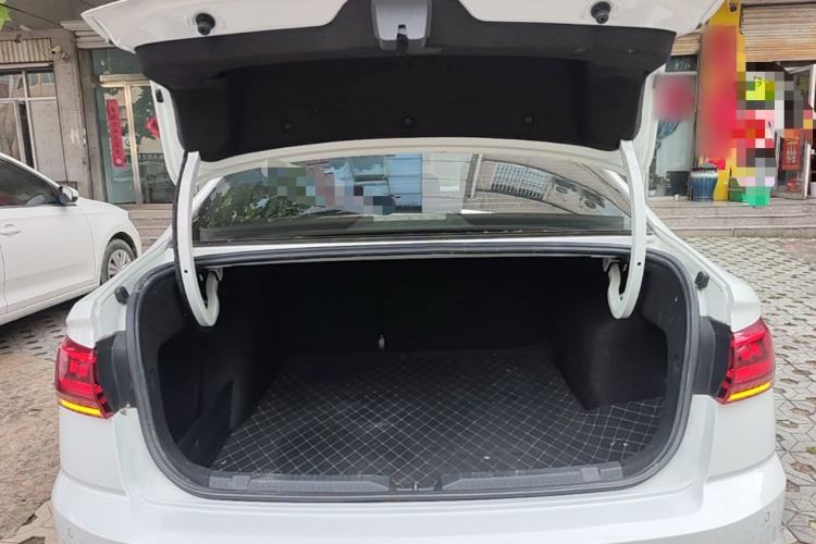 Used Volkswagen Bora 2023 300TSI DSG Prestige Edition Trunk