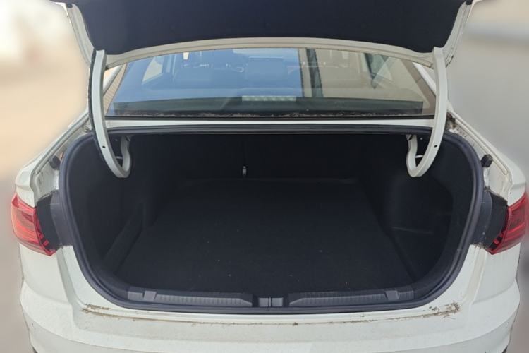 Used Volkswagen Bora 2023 200TSI DSG YueXing PRO Edition Trunk