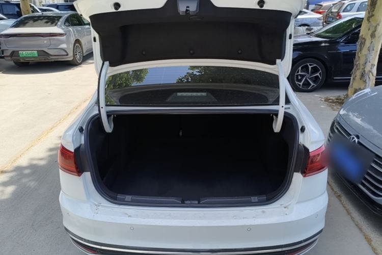 Used Volkswagen Bora 2023 200TSI DSG Comfort Edition Trunk
