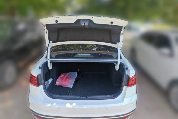 Used Volkswagen Bora 2023 200TSI DSG Comfort Edition Trunk