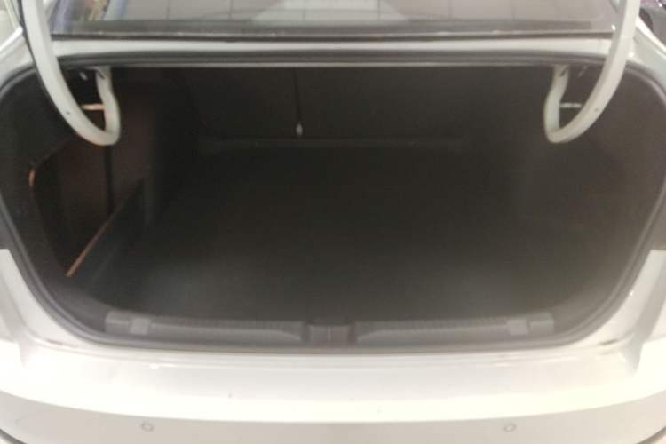 Used Volkswagen Bora 2023 300TSI DSG Prestige Edition Trunk