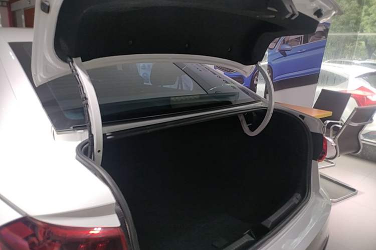 Used Volkswagen Bora 2023 200TSI DSG Comfort Edition Trunk