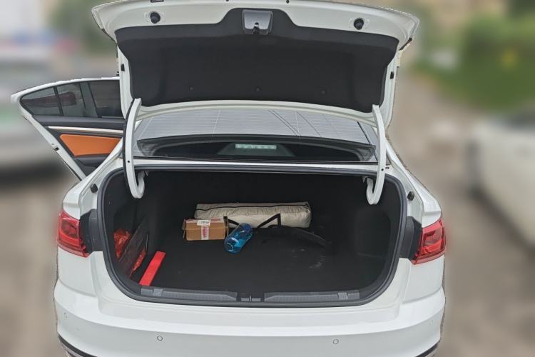 Used Volkswagen Bora 2023 200TSI DSG Smart Drive Version Trunk
