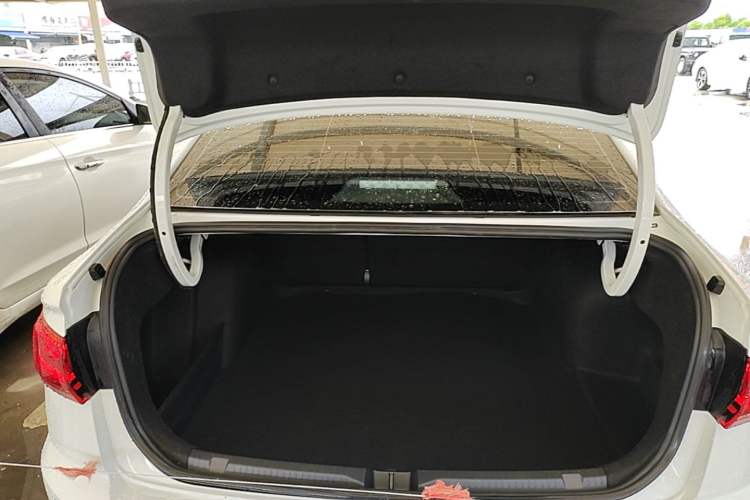 Used Volkswagen Bora 2023 200TSI DSG Enjoyment Edition Trunk