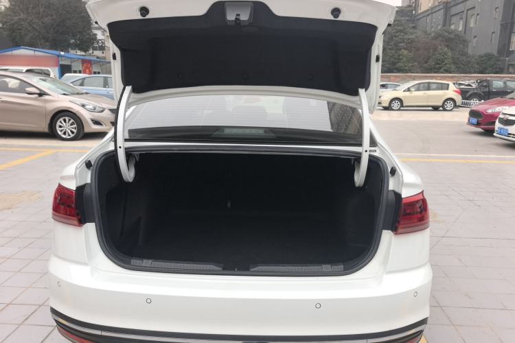 Used Volkswagen Bora 2023 200TSI DSG Comfort Edition Trunk