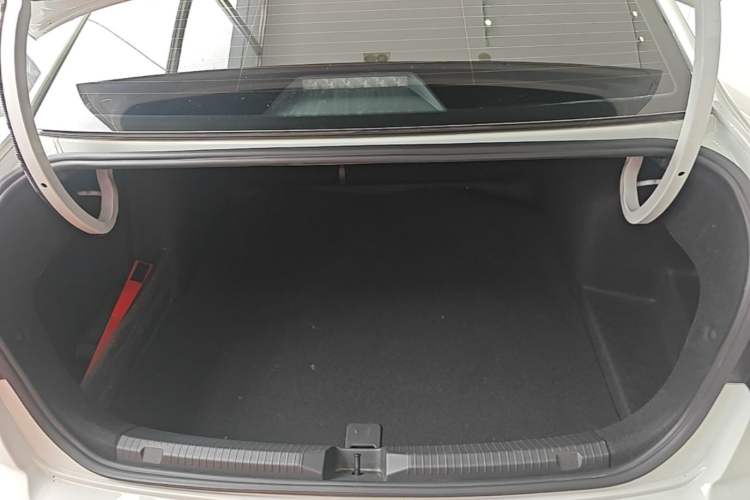 Used Volkswagen Bora 2023 1.5L Automatic Changer Limited Edition Trunk