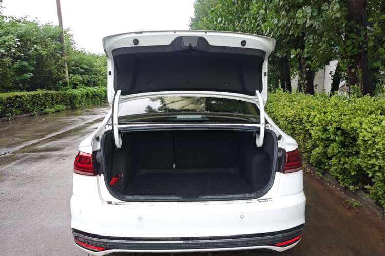 Used Volkswagen Bora 2023 200TSI DSG Enjoyment Edition Trunk
