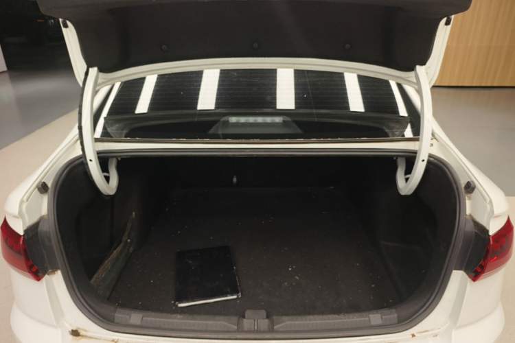 Used Volkswagen Bora 2023 200TSI DSG YueXing PRO Edition Trunk