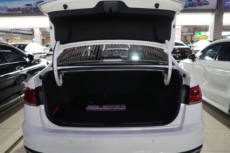 Used Volkswagen Bora 2023 200TSI DSG Comfort Edition Trunk