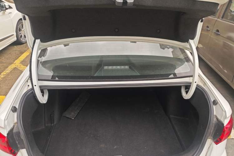 Used Volkswagen Bora 2023 200TSI DSG Enjoyment Edition Trunk