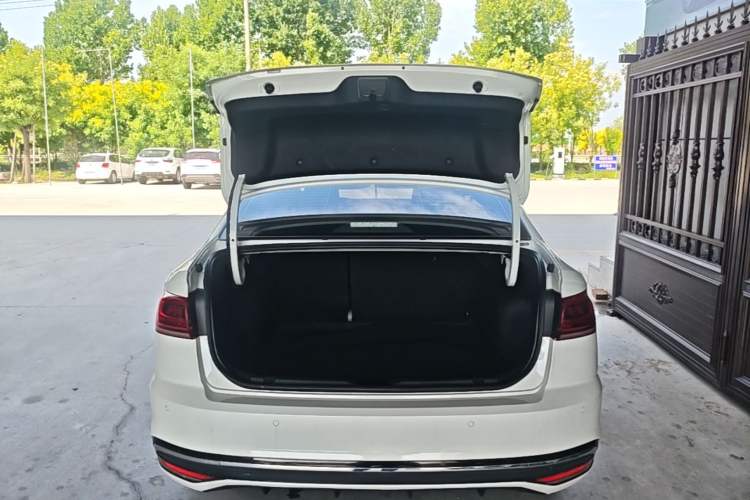 Used Volkswagen Bora 2023 200TSI DSG Enjoyment Edition Trunk