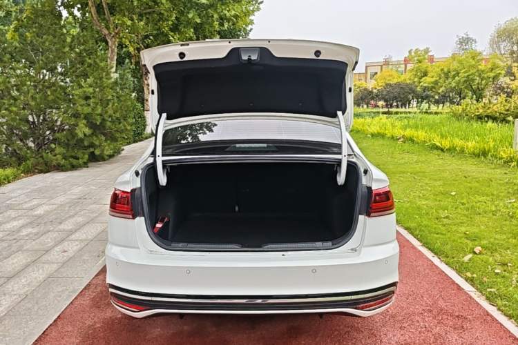 Used Volkswagen Bora 2023 200TSI DSG Enjoyment Edition Trunk