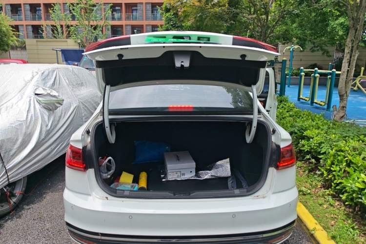 Used Volkswagen Bora 2023 200TSI DSG YueXing PRO Edition Trunk
