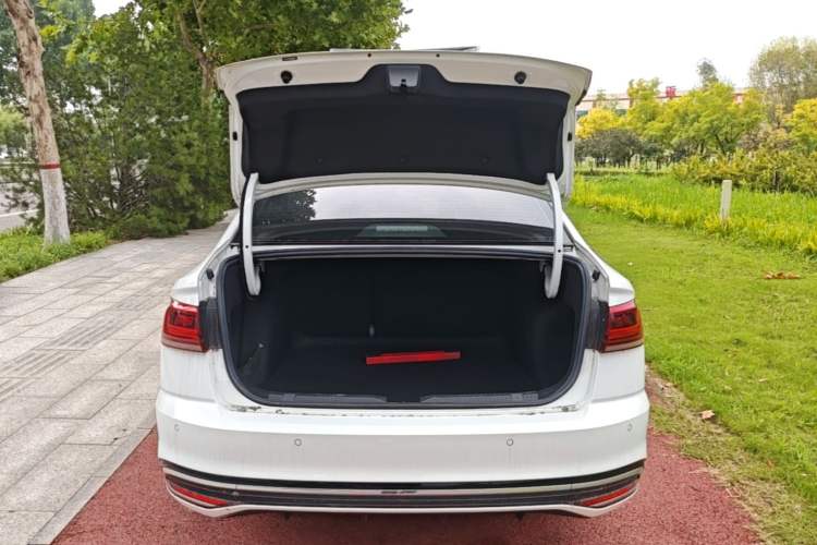 Used Volkswagen Bora 2023 200TSI DSG Enjoyment Edition Trunk