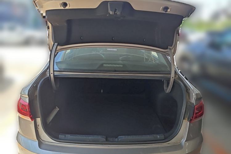 Used Volkswagen Bora 2023 200TSI DSG YueXing PRO Edition Trunk