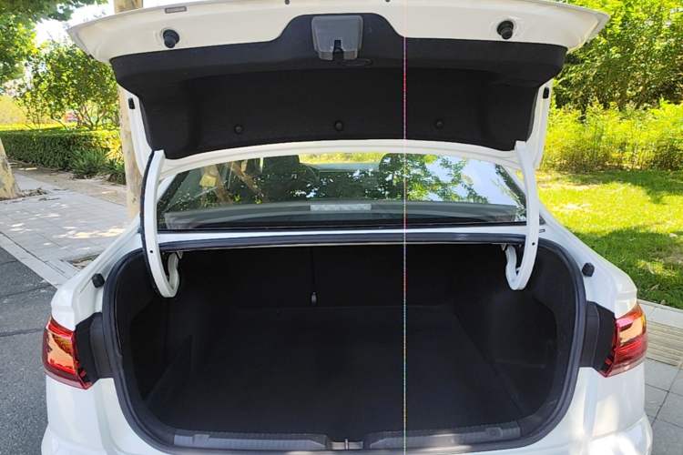 Used Volkswagen Bora 2023 200TSI DSG Comfort Edition Trunk