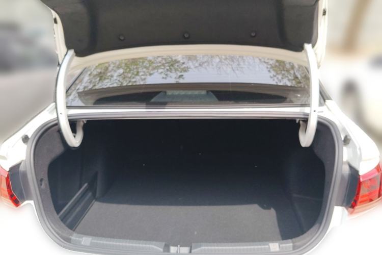 Used Volkswagen Bora 2023 200TSI DSG YueXing PRO Edition Trunk