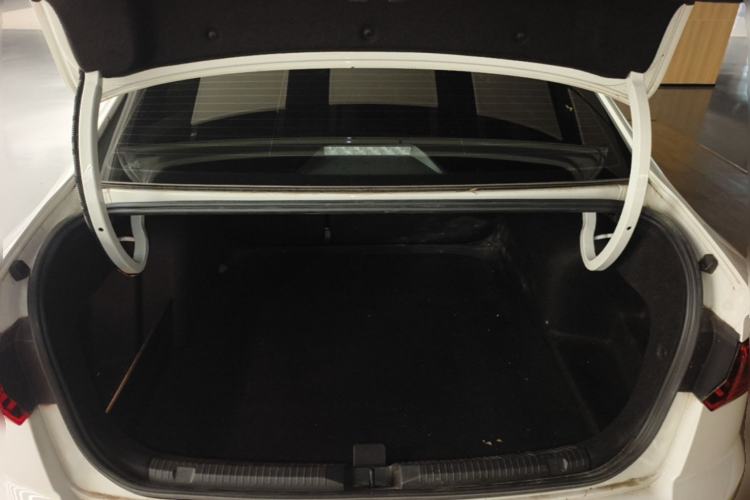 Used Volkswagen Bora 2023 200TSI DSG YueXing PRO Edition Trunk