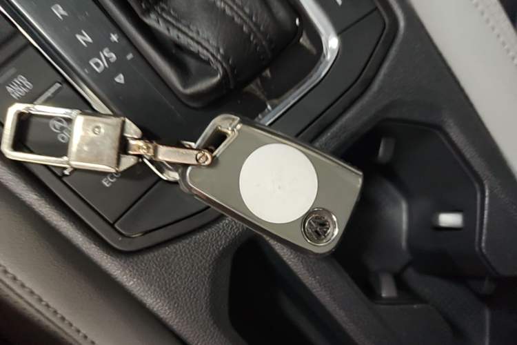 Used Volkswagen Bora 2023 300TSI DSG Prestige Edition Vehicle Key