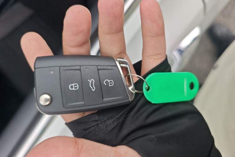 Used Volkswagen Bora 2023 200TSI DSG YueXing PRO Edition Vehicle Key