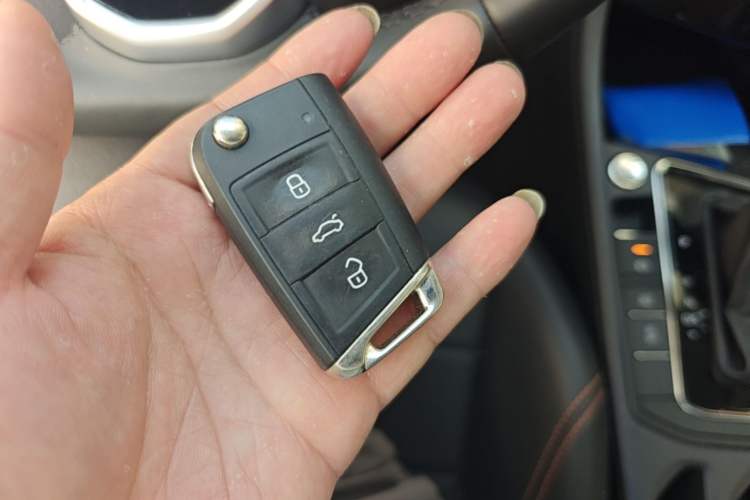 Used Volkswagen Bora 2023 200TSI DSG YueXing PRO Edition Vehicle Key