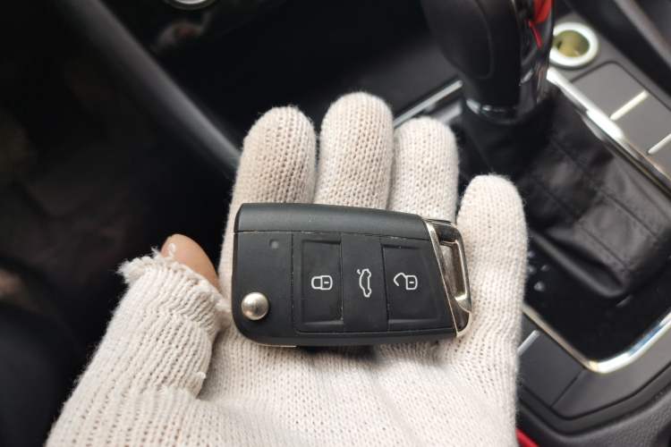 Used Volkswagen Bora 2023 200TSI DSG YueXing PRO Edition Vehicle Key