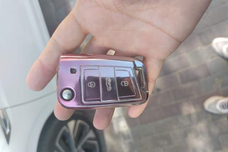 Used Volkswagen Bora 2023 200TSI DSG YueXing PRO Edition Vehicle Key