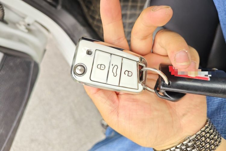 Used Volkswagen Bora 2023 300TSI DSG Prestige Edition Vehicle Key
