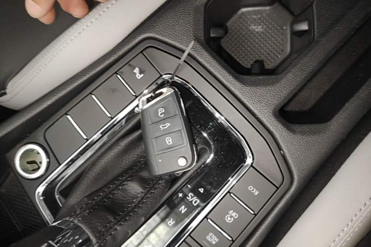 Used Volkswagen Bora 2023 280TSI DSG Prestige Edition Vehicle Key