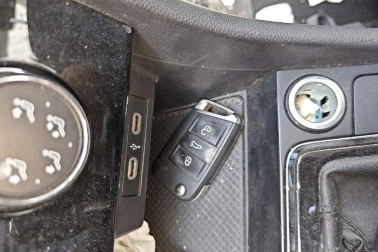 Used Volkswagen Bora 2023 200TSI DSG Enjoyment Edition Vehicle Key