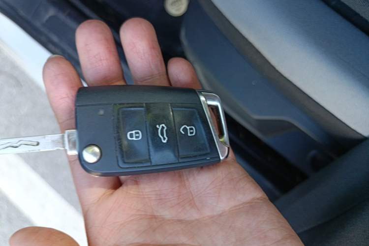 Used Volkswagen Bora 2023 200TSI DSG Comfort Edition Vehicle Key